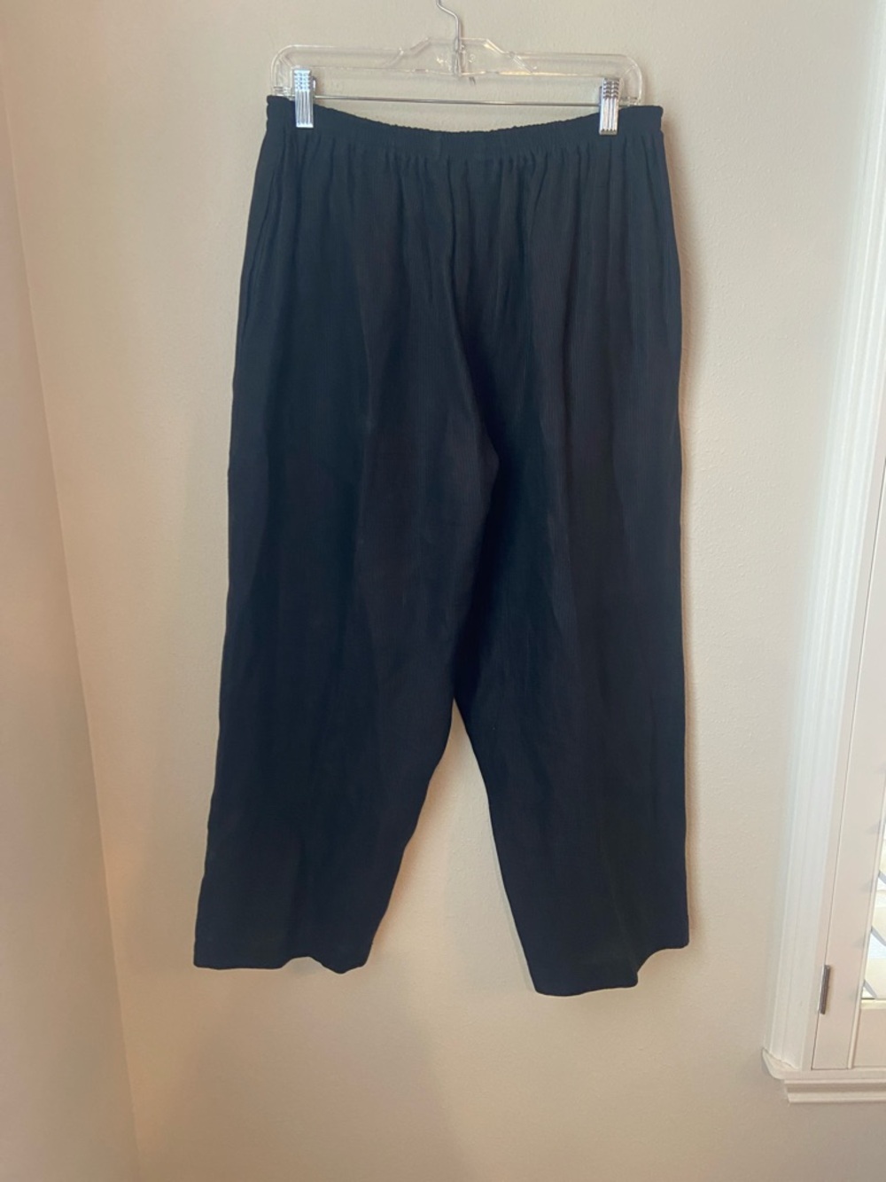 Eskandar Black Ribbed Crinkled Linen Pull On Crop Pants Made in England